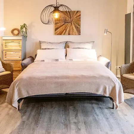 Fewo1846 - Strandresidenz Wassersleben Ufernest - Modernes Studioapartment Mit Balkon Am