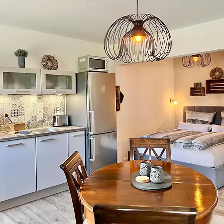 Fewo1846 - Strandresidenz Wassersleben Ufernest - Modernes Studioapartment Mit Balkon Am Harrislee